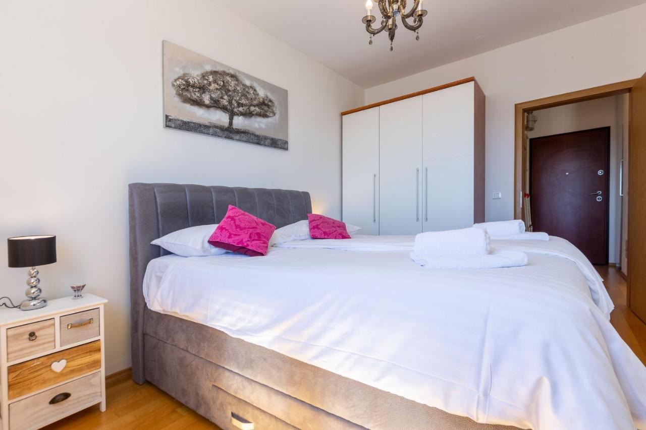 Jadran Apartment With Balcony And Parking Garage Zadar Exteriör bild