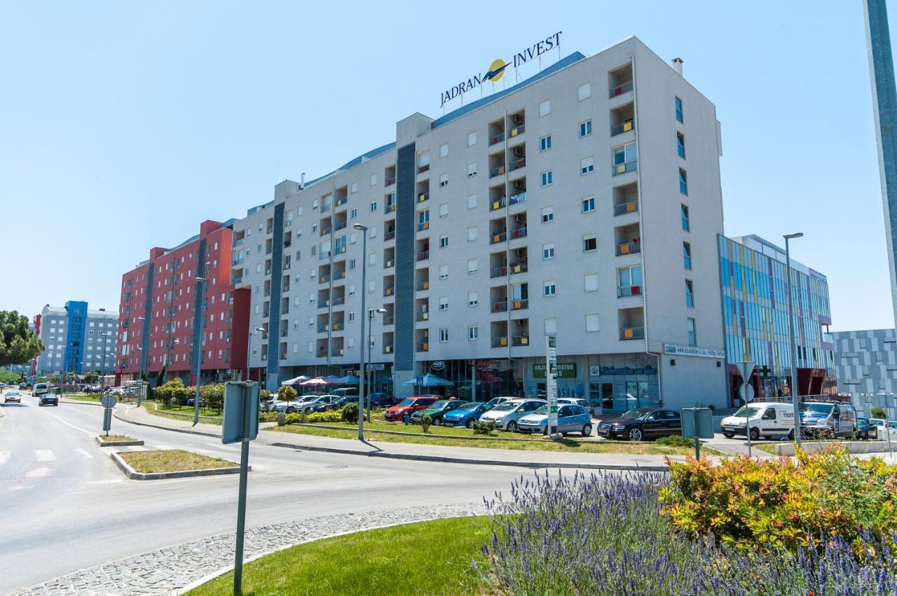 Jadran Apartment With Balcony And Parking Garage Zadar Exteriör bild