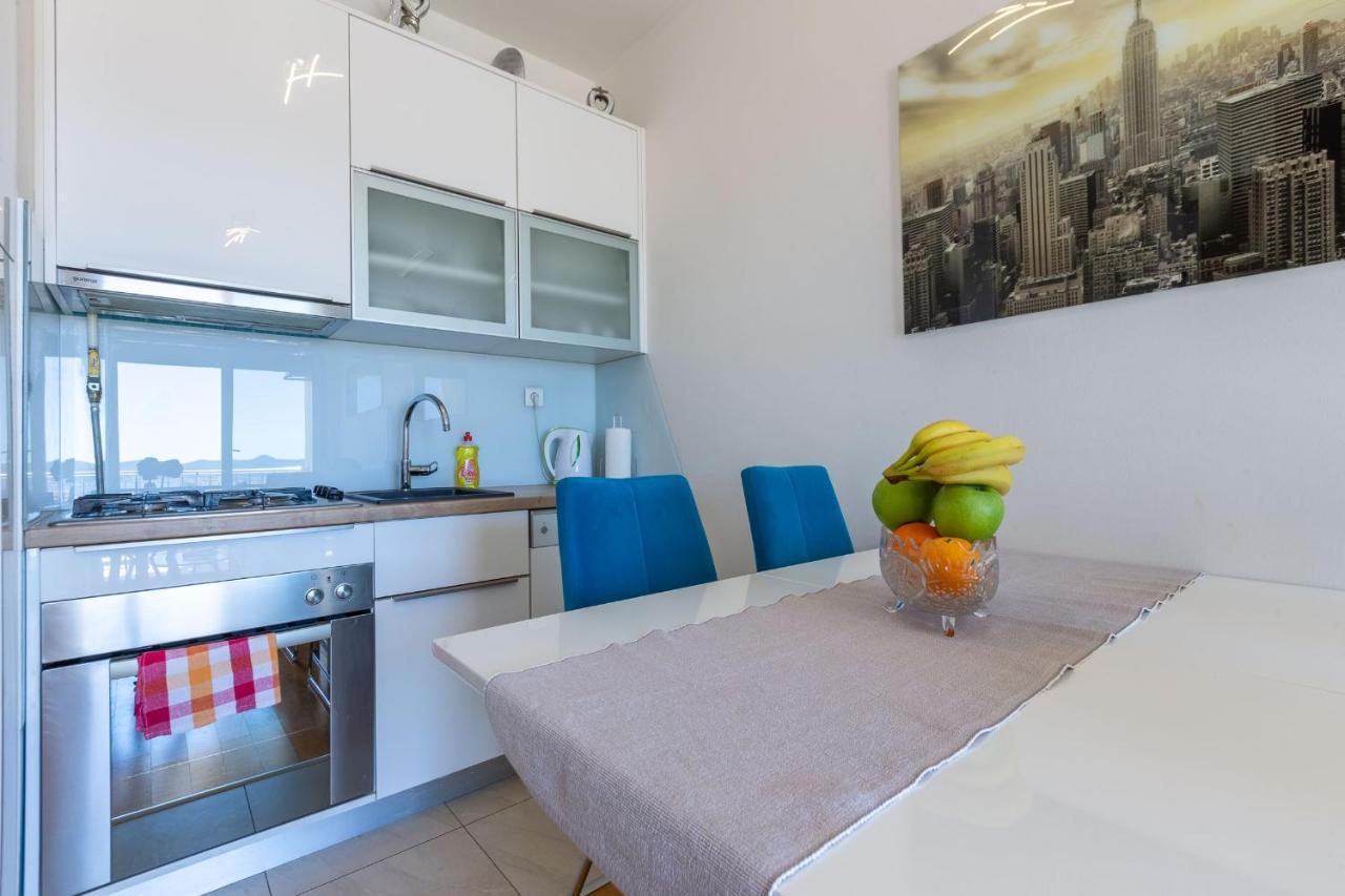 Jadran Apartment With Balcony And Parking Garage Zadar Exteriör bild